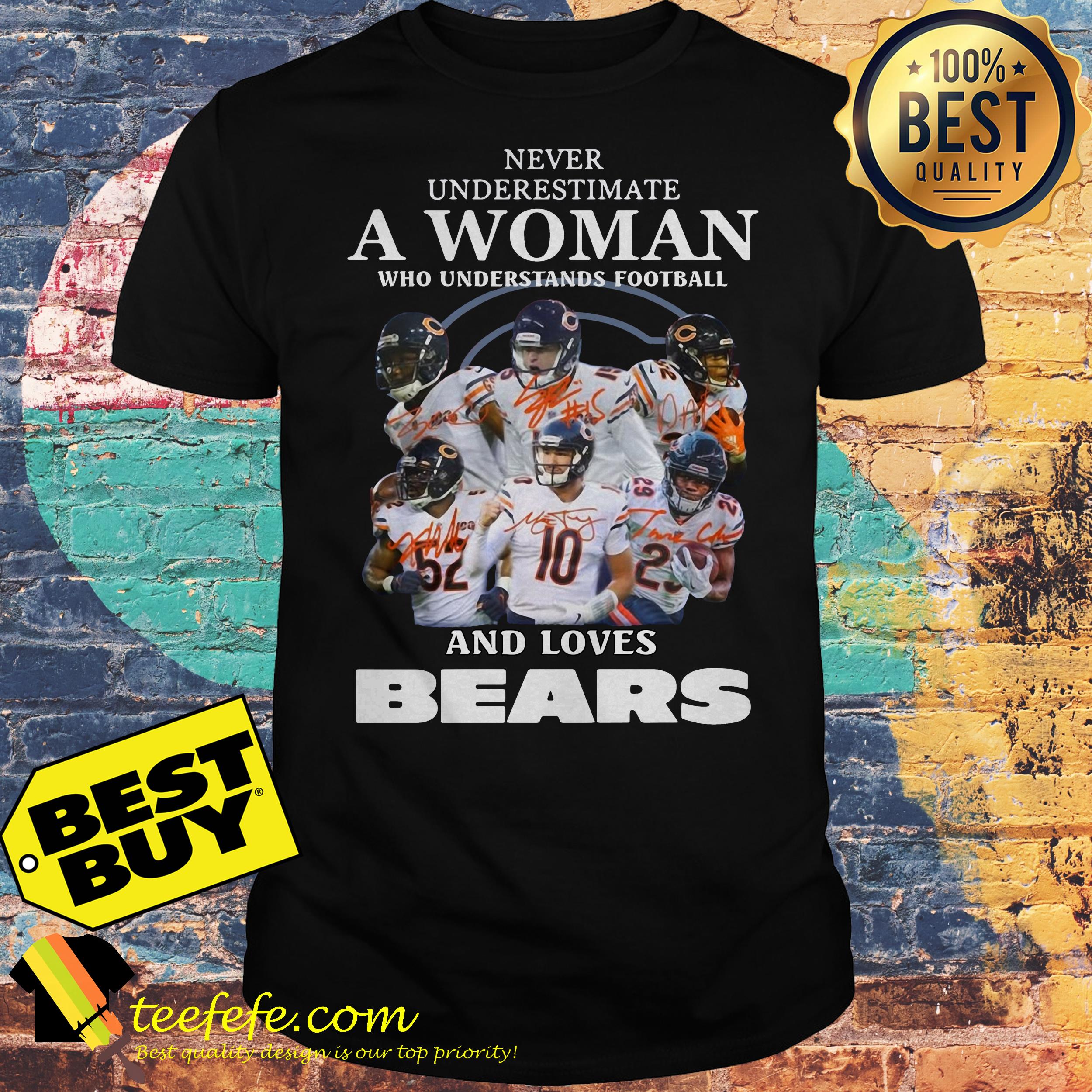 never-underestimate-woman-understands-football-loves-chicago-bears-signature-shirt Never underestimate a woman who understands football and loves Chicago Bears signature shirt