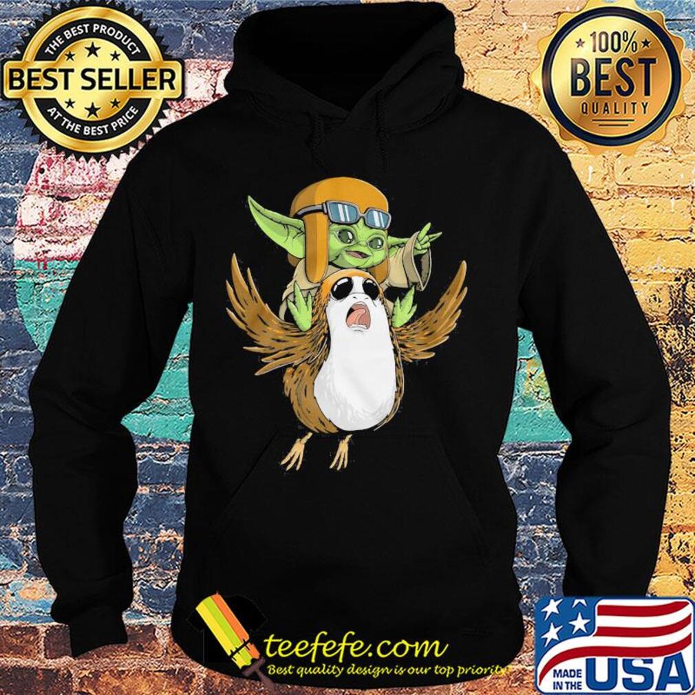 Baby Yoda and chicken s Hoodie Baby Yoda and chicken s Hoodie