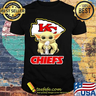 Kansas City Chief Baby Yoda hug super Bowl shirt