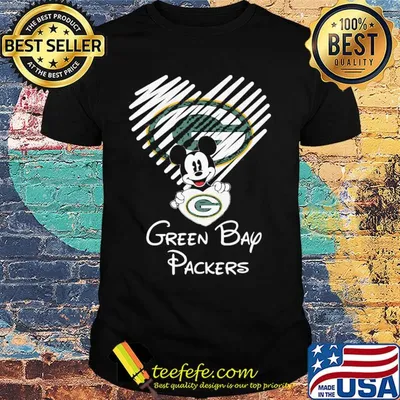 Mickey mouse hug heart green bay packers logo shirt
