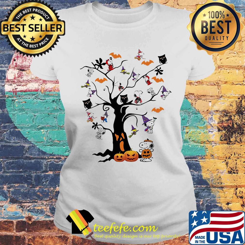 Halloween tree snoopy red pumpkin s Laides tee Halloween tree snoopy red pumpkin s Laides tee