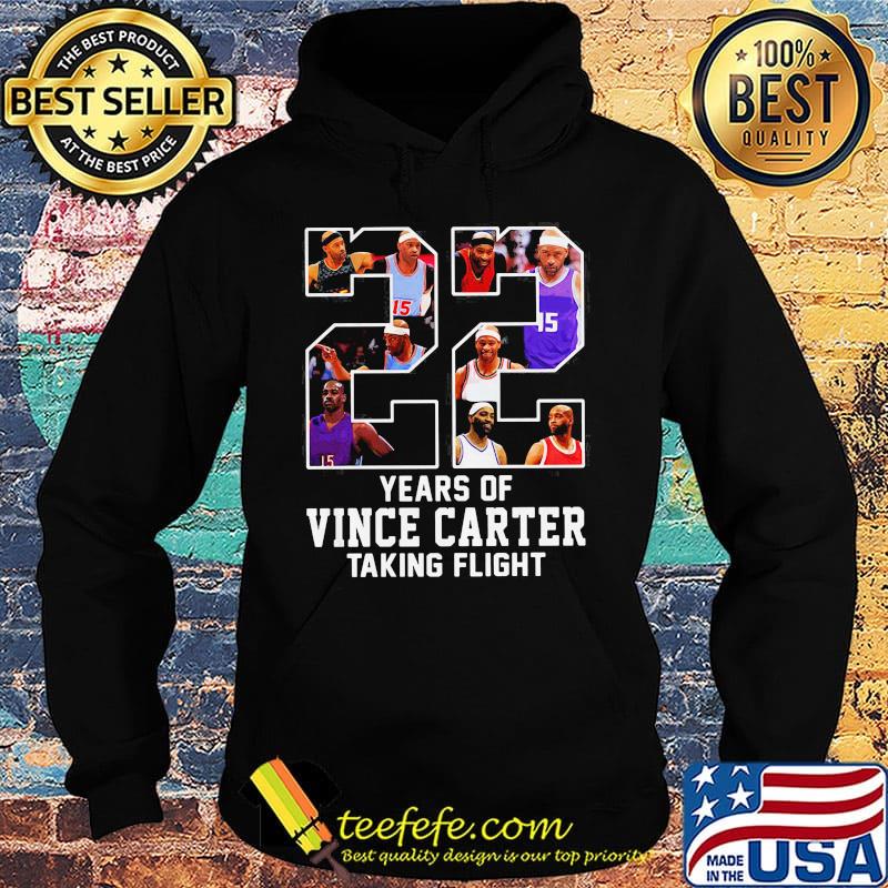 22 year of carter taking flight atlanta basketball legend vince #15 fan s Hoodie 22 year of carter taking flight atlanta basketball legend vince #15 fan s Hoodie