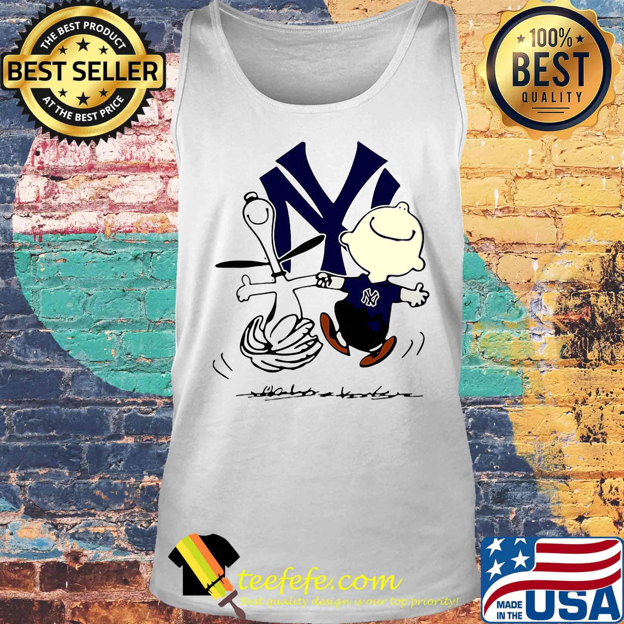 Charlie brown and snoopy new york yankees baseball team logo s Tank top Charlie brown and snoopy new york yankees baseball team logo s Tank top