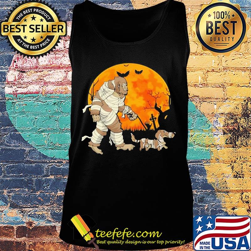 Halloween bigfoot and dachshund moon bat s Tank top Halloween bigfoot and dachshund moon bat s Tank top