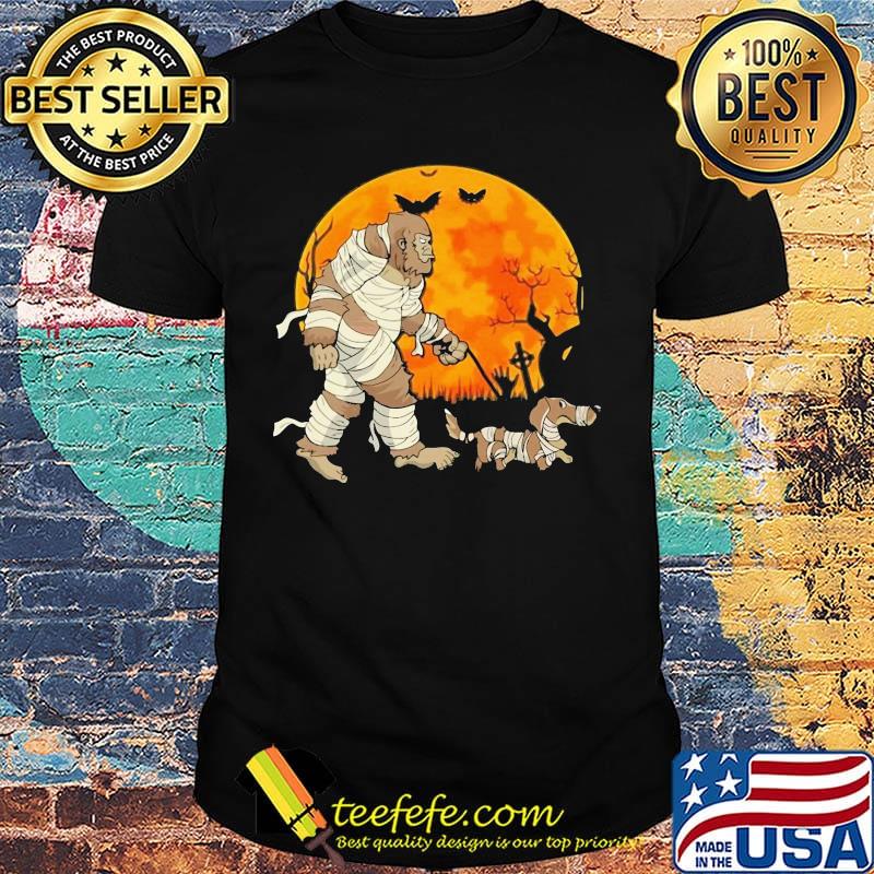 Halloween bigfoot and dachshund moon bat shirt Halloween bigfoot and dachshund moon bat shirt