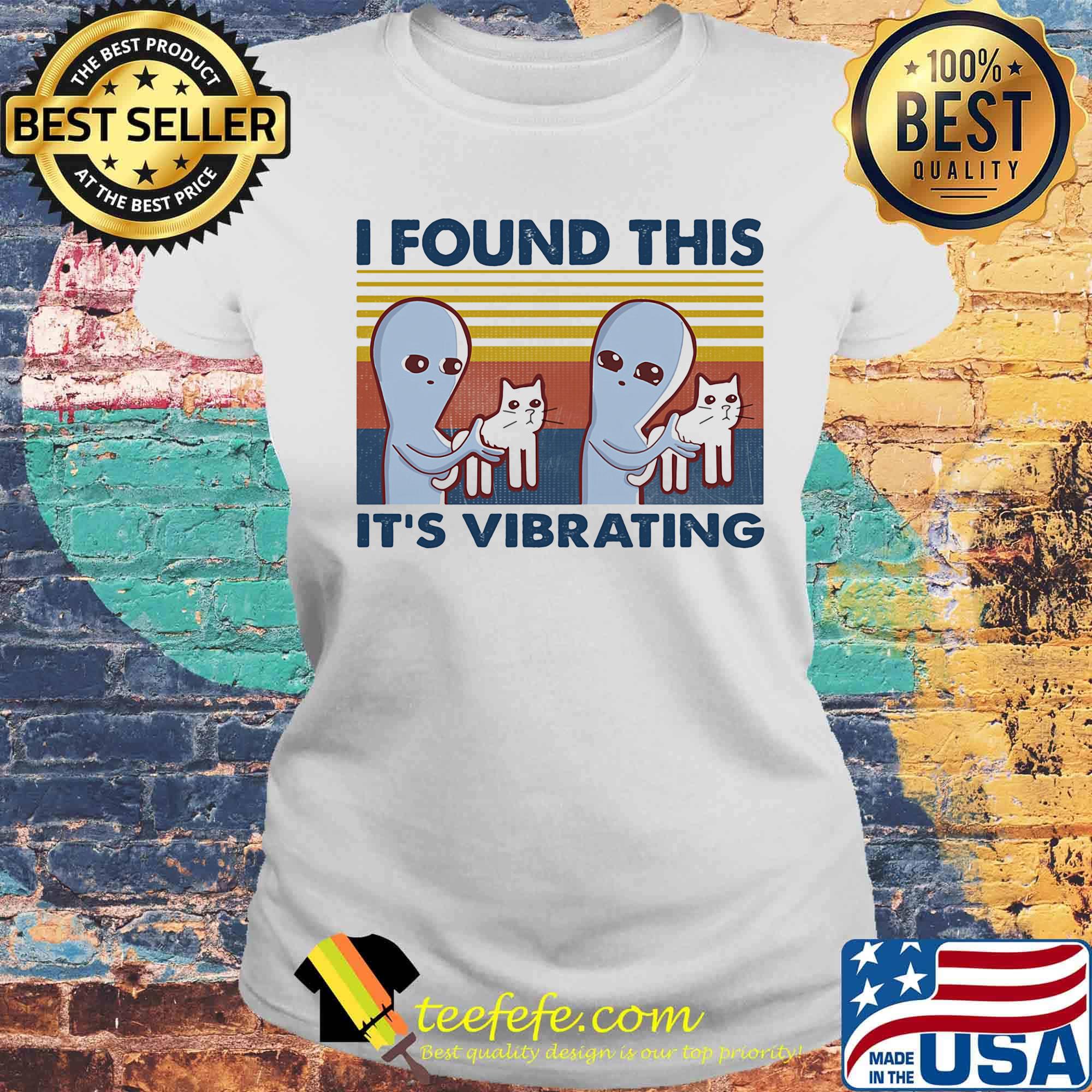 I found this it's vibrating vintage retro cat s Laides tee I found this it's vibrating vintage retro cat s Laides tee