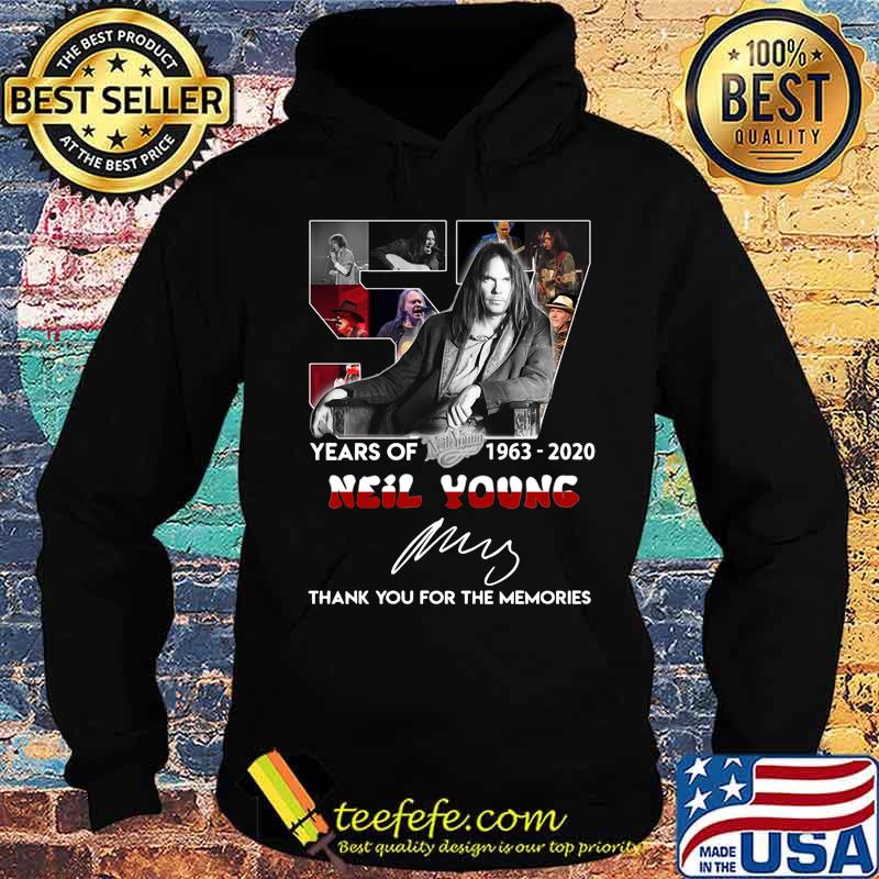 57 years of 1963 2020 neil young thank you for the memories signatures s Hoodie 57 years of 1963 2020 neil young thank you for the memories signatures s Hoodie