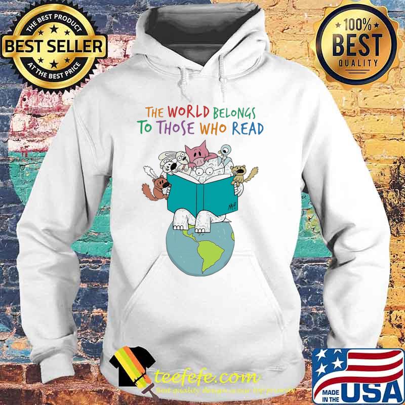 Animals reading book the world belongs to those who read s Hoodie Animals reading book the world belongs to those who read s Hoodie