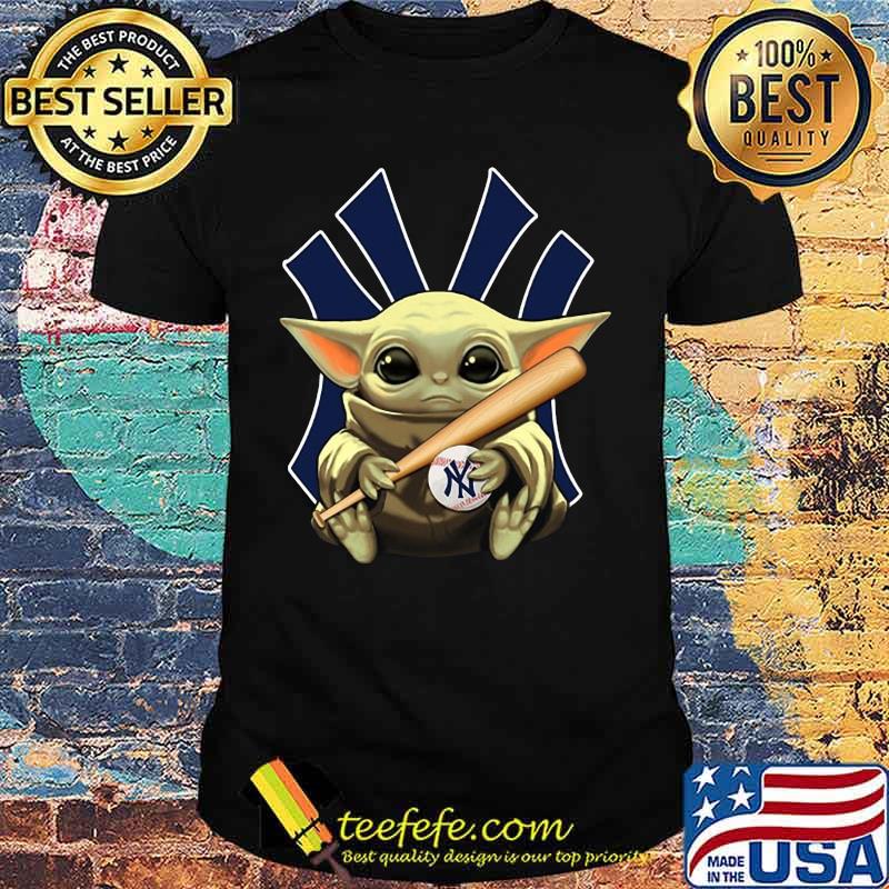 Baby yoda hug new york yankees baseball shirt Baby yoda hug new york yankees baseball shirt
