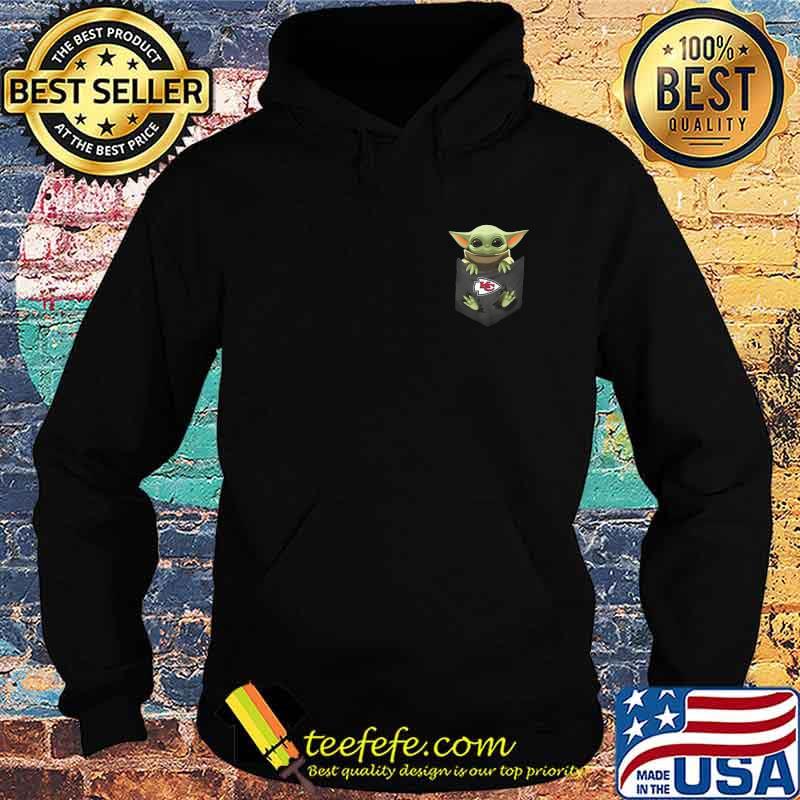 Baby yoda in the bag kansas city chiefs s Hoodie Baby yoda in the bag kansas city chiefs s Hoodie
