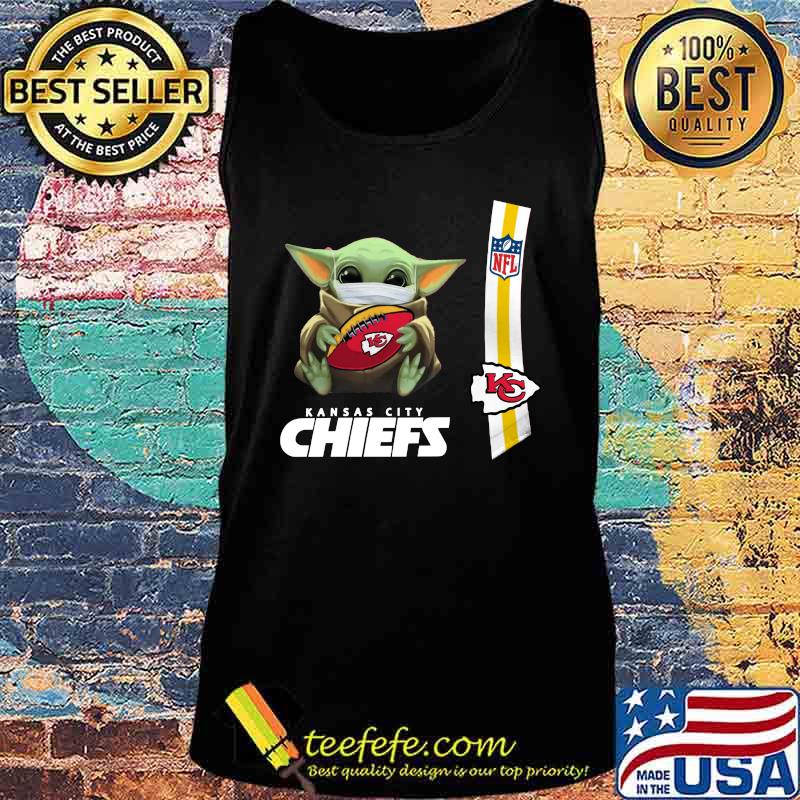 Baby yoda mask hug kansas city chiefs nfl s Tank top Baby yoda mask hug kansas city chiefs nfl s Tank top