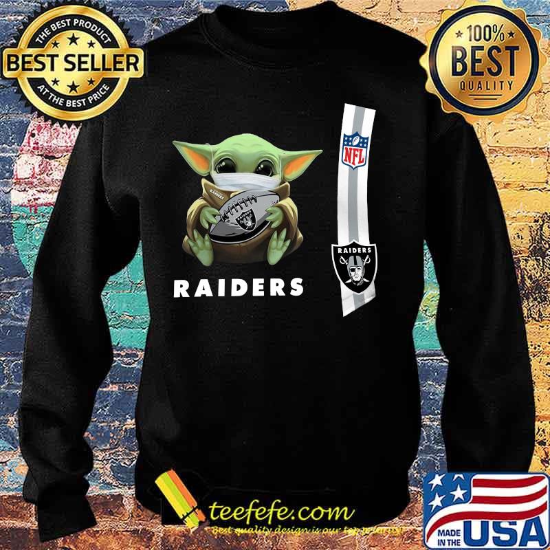 Baby yoda mask hug los angeles raiders nfl s Sweater Baby yoda mask hug los angeles raiders nfl s Sweater