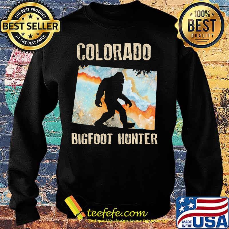 Colorado bigfoot hunter sunset s Sweater Colorado bigfoot hunter sunset s Sweater