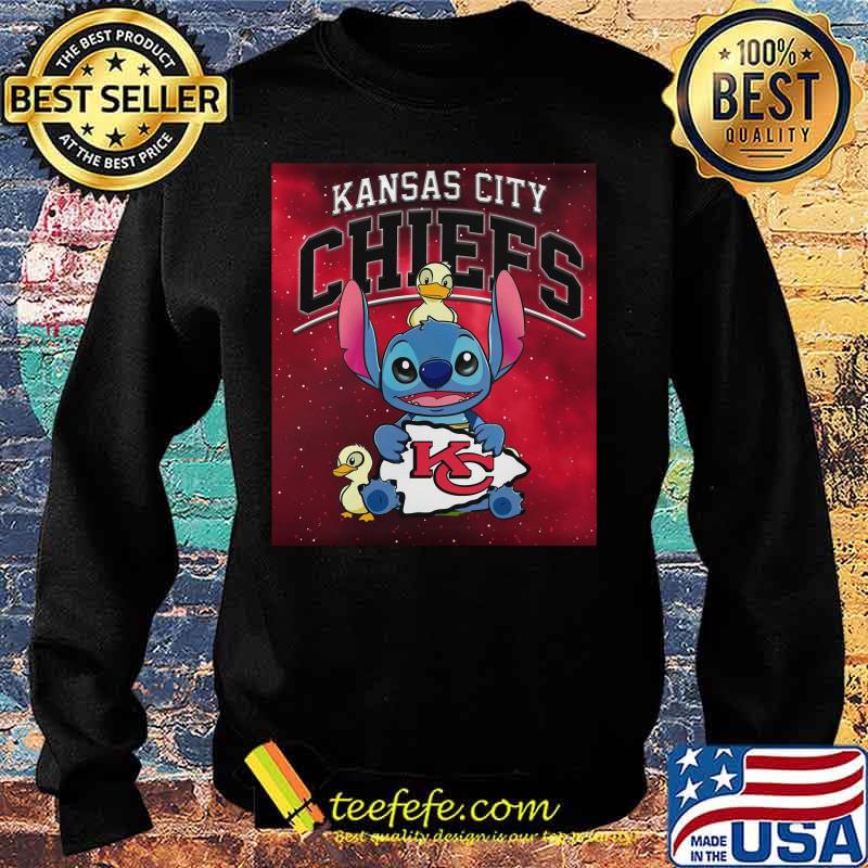 Disney stitch and ducks hug kansas city chiefs s Sweater Disney stitch and ducks hug kansas city chiefs s Sweater