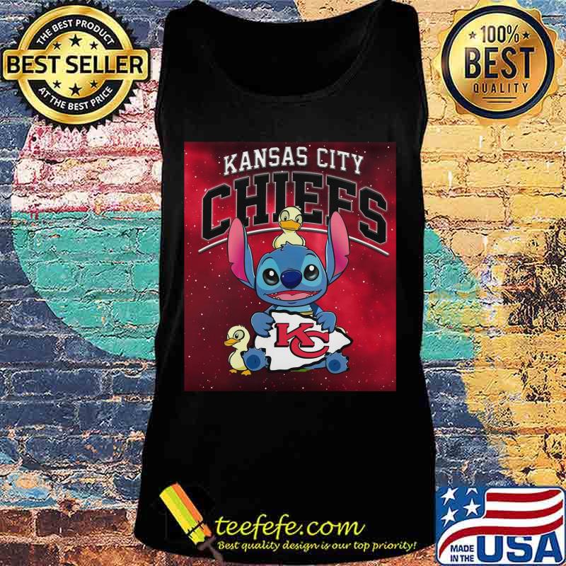 Disney stitch and ducks hug kansas city chiefs s Tank top Disney stitch and ducks hug kansas city chiefs s Tank top