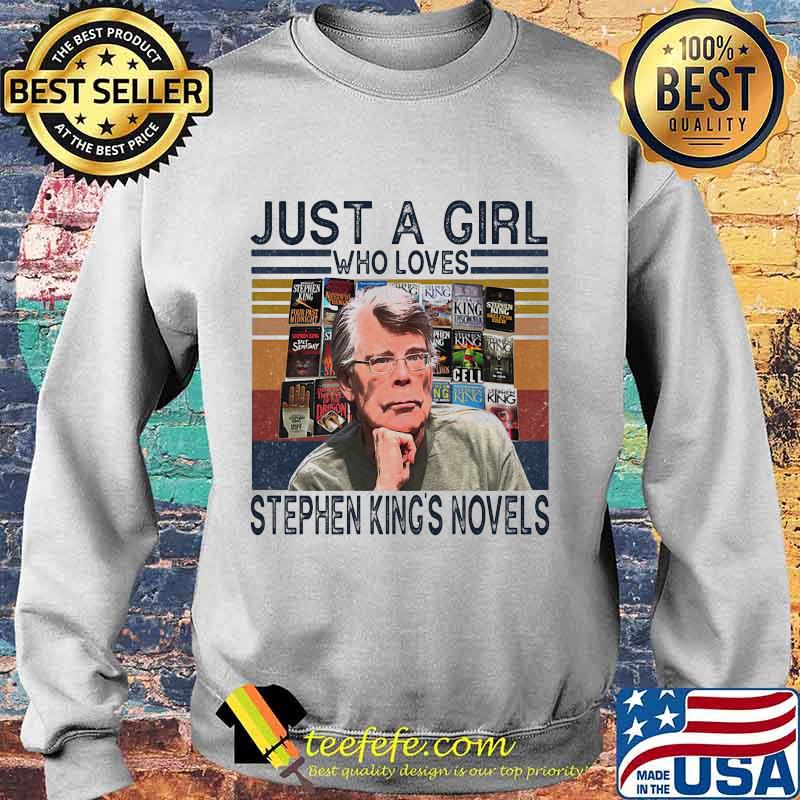 Just a girl who loves stephen king's novels vintage retro s Sweater Just a girl who loves stephen king's novels vintage retro s Sweater