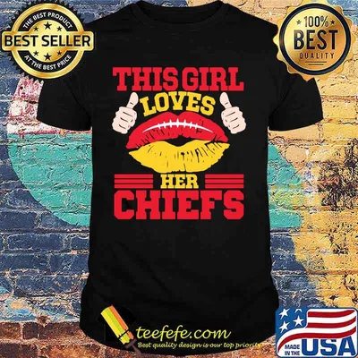 Lips this girl loves her kansas city chiefs shirt