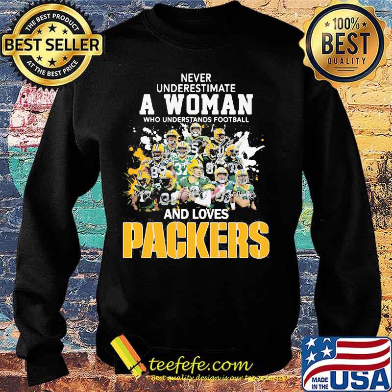 Never underestimate a woman who understands football and loves green bay packers football signatures s Sweater Never underestimate a woman who understands football and loves green bay packers football signatures s Sweater