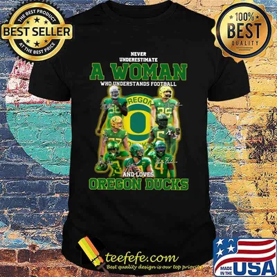 Never underestimate an old woman who understands football and oregon ducks signatures shirt