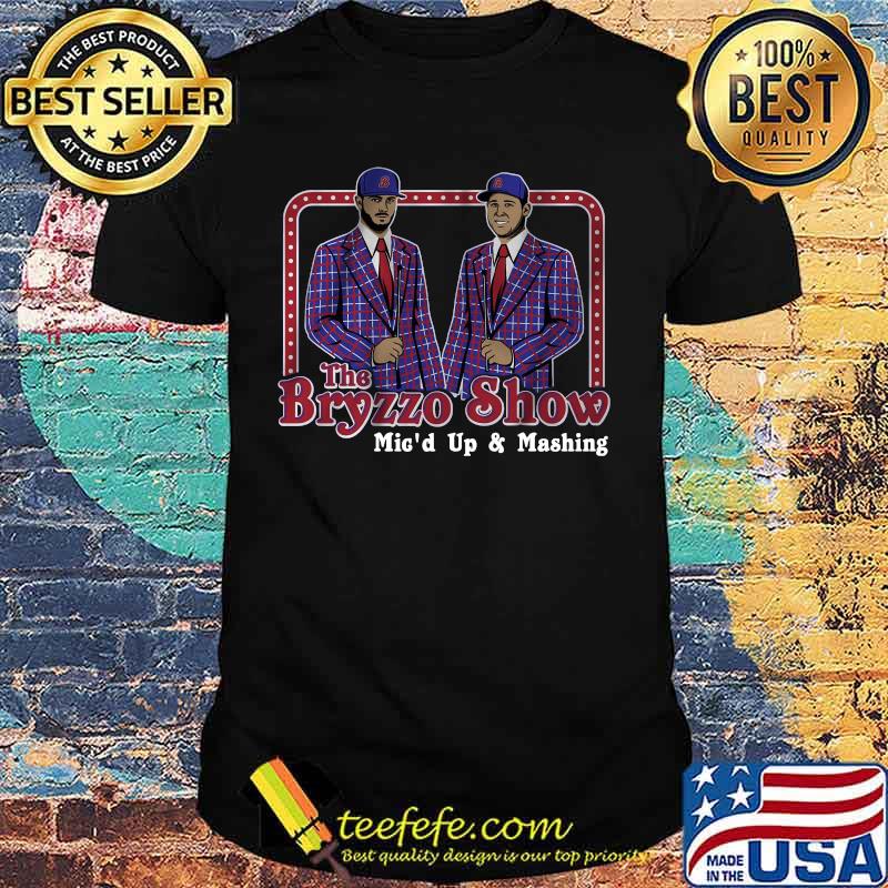 The bryzzo show mic's up and mashing shirt