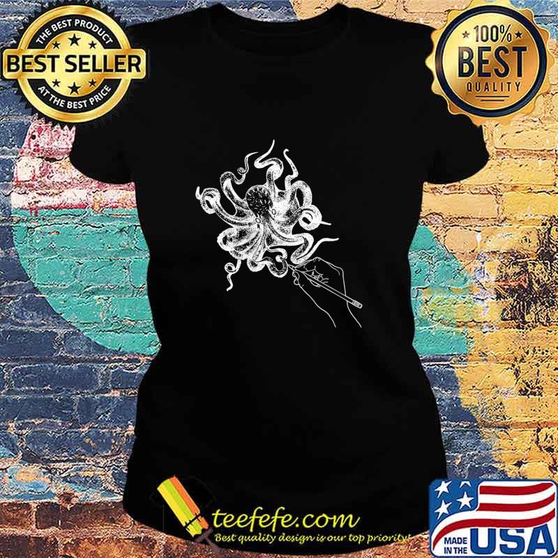 Womens Octopus hand drawing sketch graphic V-Neck T-Shirt Copy Ladies tee Womens Octopus hand drawing sketch graphic V-Neck T-Shirt Copy Ladies tee