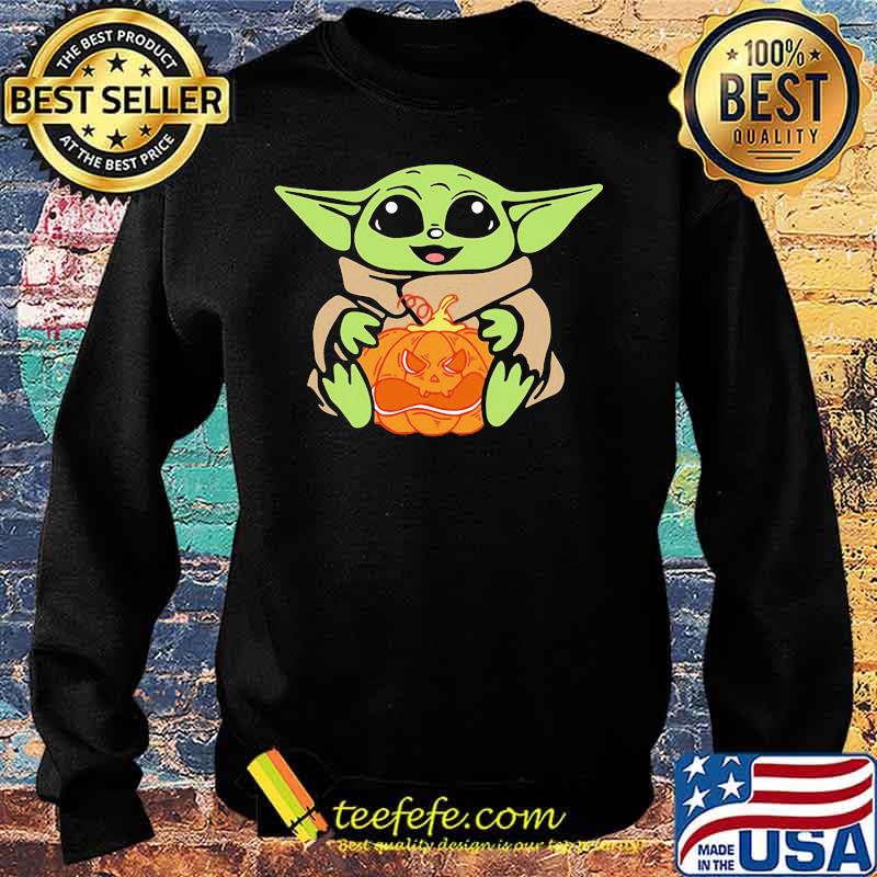 Baby yoda hug pumpkin happy halloween s Sweater Baby yoda hug pumpkin happy halloween s Sweater