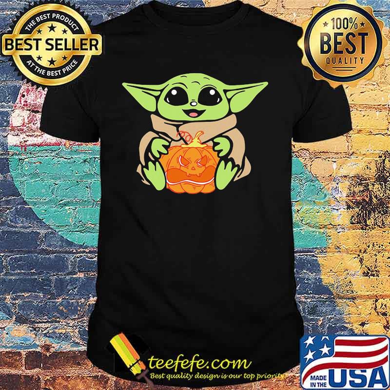 Baby yoda hug pumpkin happy halloween shirt Baby yoda hug pumpkin happy halloween shirt