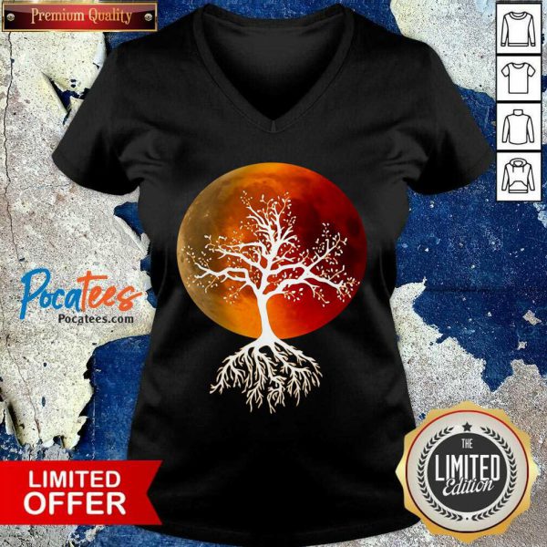 hot-blood-moon-with-tree-moon-lunar-eclipse-moonlight-full-moon-v-neck-600x600-1.jpg