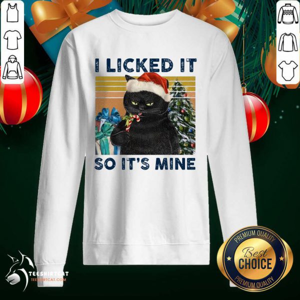 hot-i-licked-it-so-its-my-black-cat-wear-hat-santa-christmas-vintage-sweatshirt-600x600-1.jpg