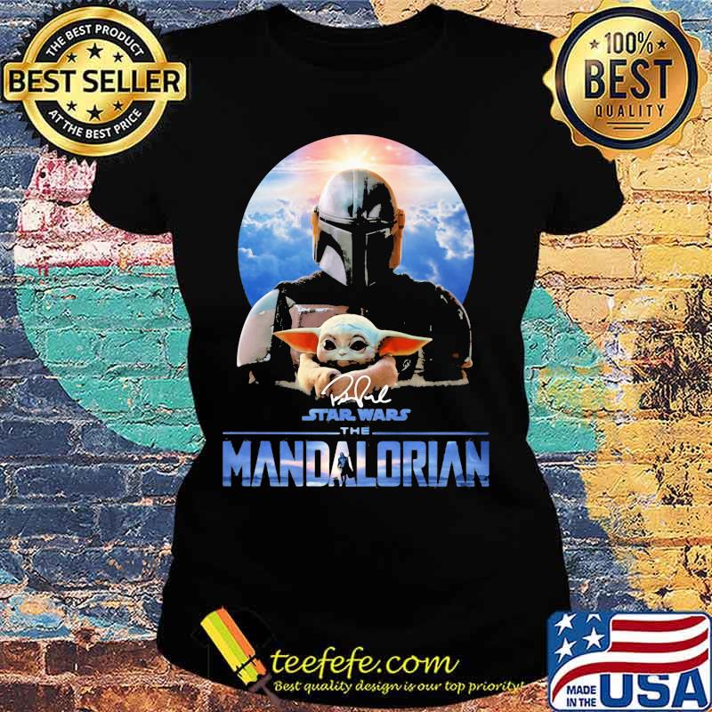 Signature Star Wars The Mandalorian Yoda Shirt Ladies tee Signature Star Wars The Mandalorian Yoda Shirt Ladies tee