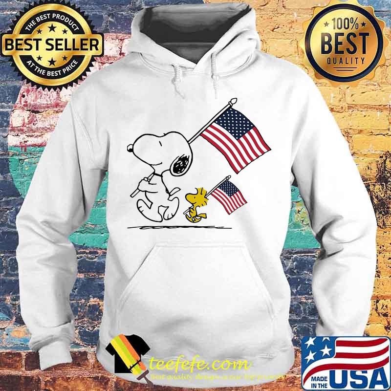 Snoopy And Woodstock Hold The Hand American Flag Shirt Hoodie Snoopy And Woodstock Hold The Hand American Flag Shirt Hoodie