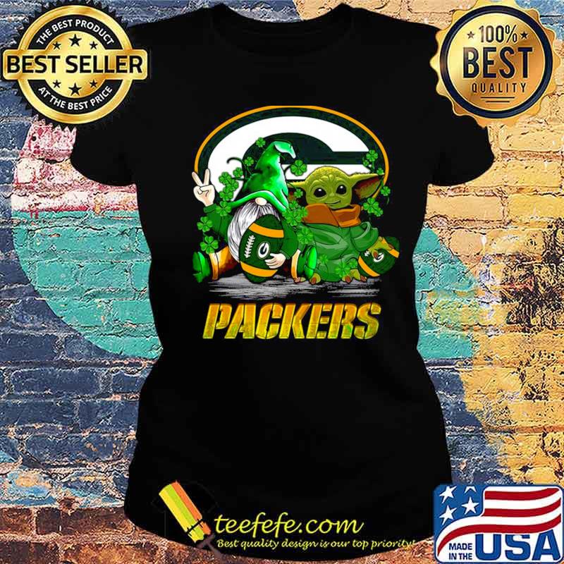 Gnome and Baby Yoda hug Green Bay Packers St Patrick’s Day s Ladies tee Gnome and Baby Yoda hug Green Bay Packers St Patrick’s Day s Ladies tee