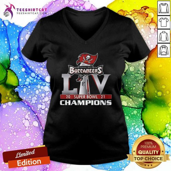 original-super-bowl-lv-tampa-bay-buccaneers-champions-2021-v-neck-600x600-1.jpg