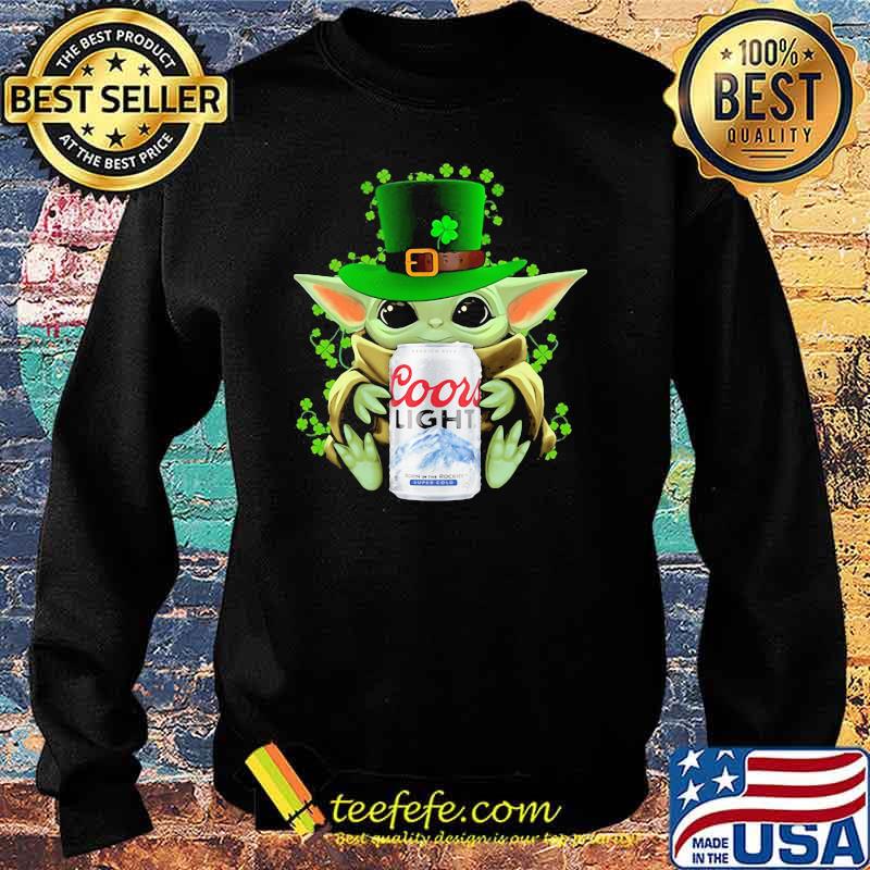 Baby Yoda Hug Coor Light Irish Patricks Day Shirt Sweater Baby Yoda Hug Coor Light Irish Patricks Day Shirt Sweater