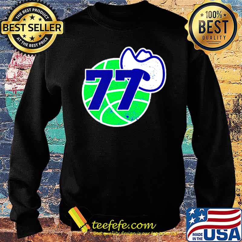 Luka Doncic Retro Dallas Sweater Luka Doncic Retro Dallas Sweater