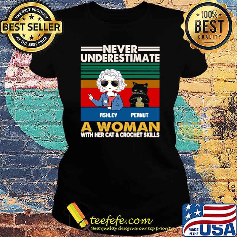 Girl And Black Cat Never Underestimate A Woman With Cats And Crochet Vintage Ladies tee Girl And Black Cat Never Underestimate A Woman With Cats And Crochet Vintage Ladies tee