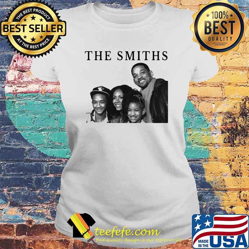 The smiths family happy smile Laides tee The smiths family happy smile Laides tee