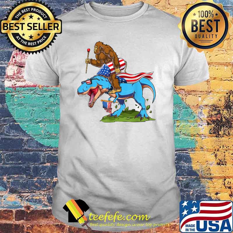 Bigfoot riding Dinosaur USA Flag 4th of July America T-Shirt