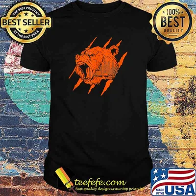 Downtown Chicago City Skyline Walking Bear Silhouette T-Shirt