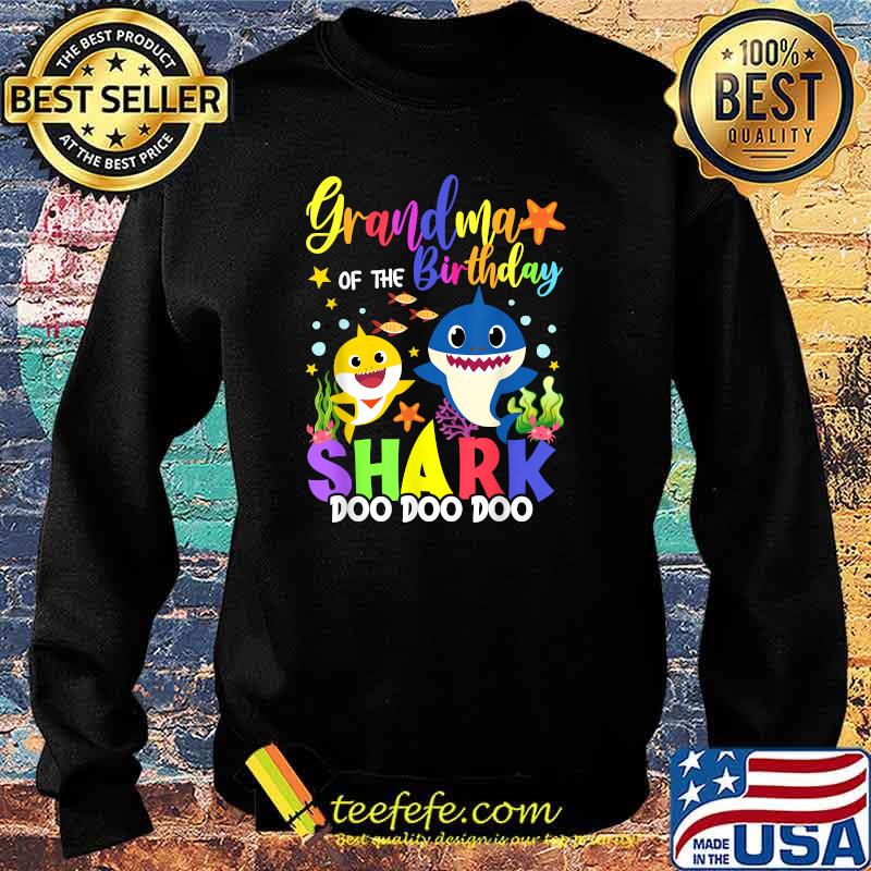 Grandma Of The Birthday Shark Birthday Grandma Shark T-Shirt Sweater Grandma Of The Birthday Shark Birthday Grandma Shark T-Shirt Sweater