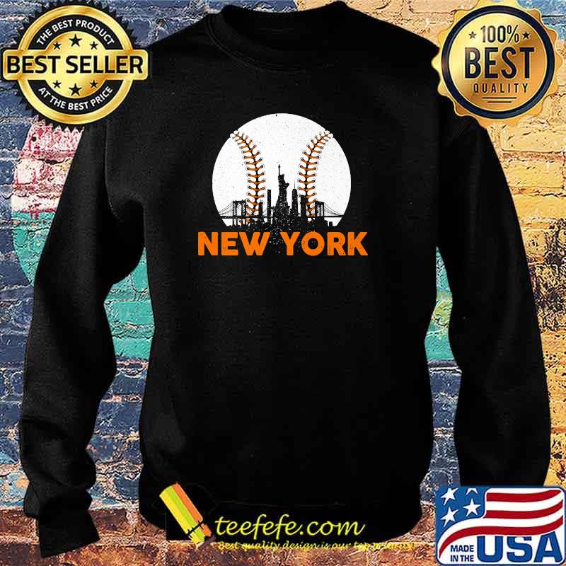 New York Skyline Baseball Lover Vintage Premium T-Shirt Sweater New York Skyline Baseball Lover Vintage Premium T-Shirt Sweater