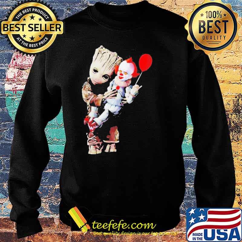 Baby Groot hug Pennywise Halloween s Sweater Baby Groot hug Pennywise Halloween s Sweater