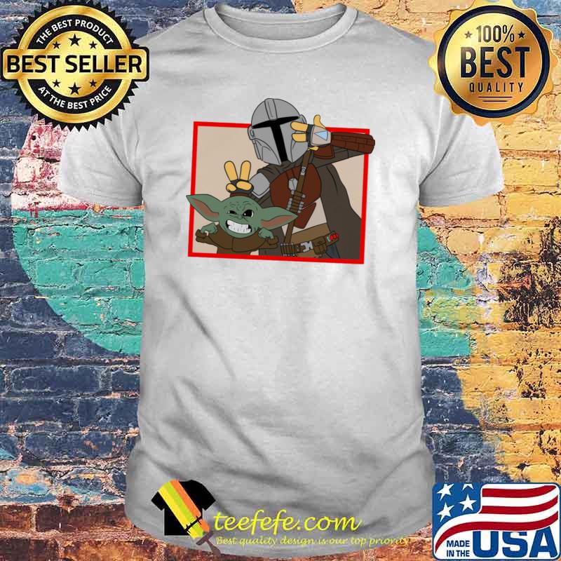 Mandalorian And Baby Take Photo Shirt