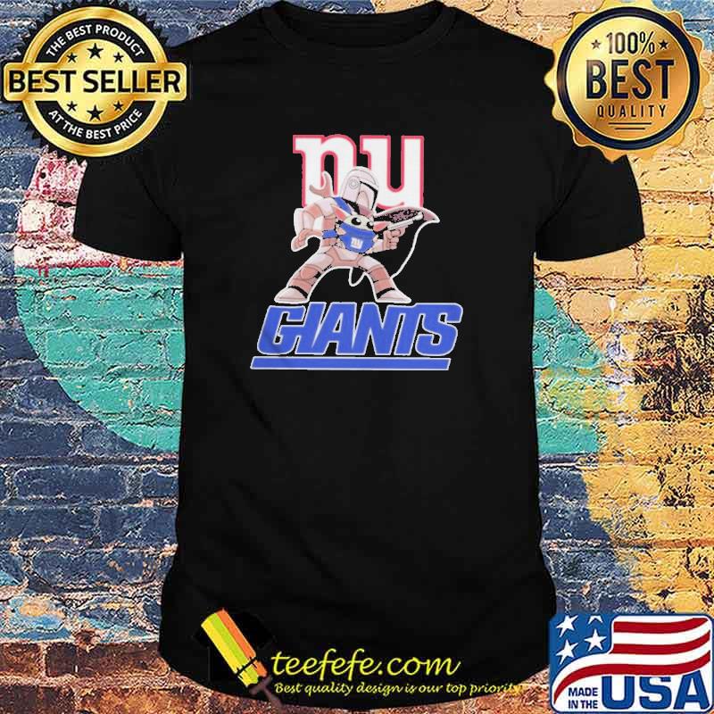 The Mandalorian hug Baby Yoda New York Giants shirt The Mandalorian hug Baby Yoda New York Giants shirt