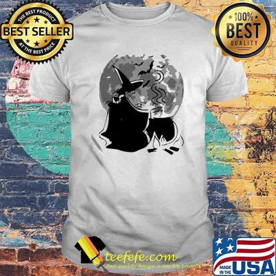 Witch making bats Halloween shirt