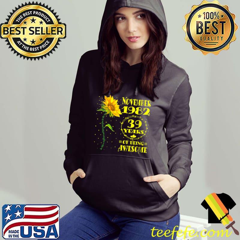 39th Birthday 39 Year Old Woman Born November 1982 Sunflower T-Shirt