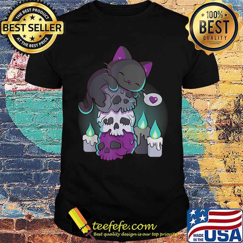 Asexual Pride Cute Black Cat on Skulls Kawaii Goth Aesthetic T-Shirt