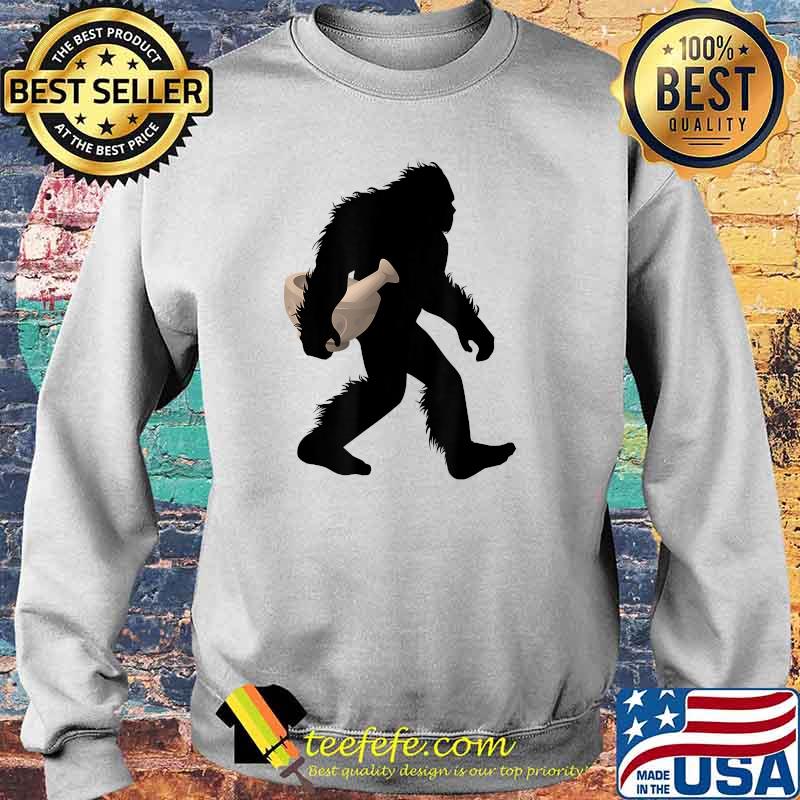 Bigfoot Wildcrafting Cryptid Foraging Sasquatch T-Shirt Sweater Bigfoot Wildcrafting Cryptid Foraging Sasquatch T-Shirt Sweater