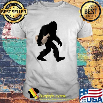 Bigfoot Wildcrafting Cryptid Foraging Sasquatch T-Shirt