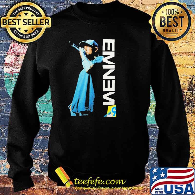 Eminem On The Mic Vintage Shirt Sweater Eminem On The Mic Vintage Shirt Sweater